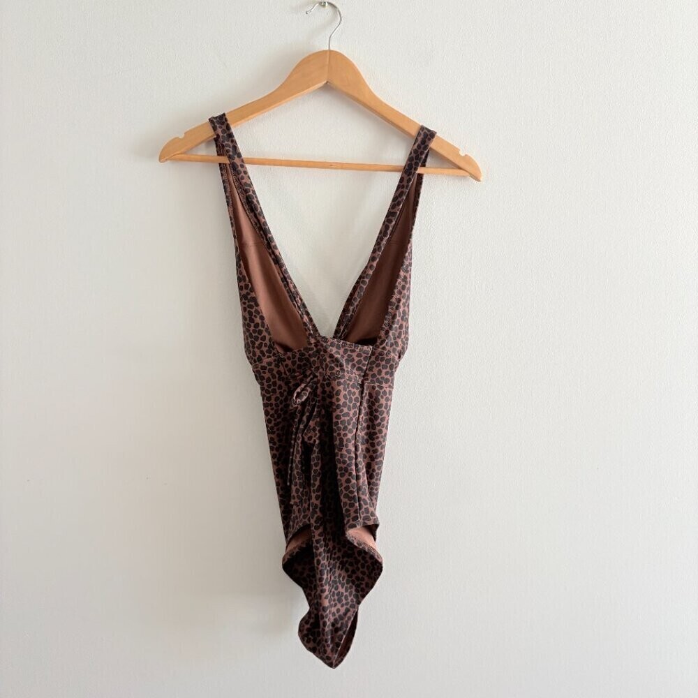 Old Navy Tie-Back One-Piece Swimsuit Brown Animal Print Size XS - Picture 3 of 6